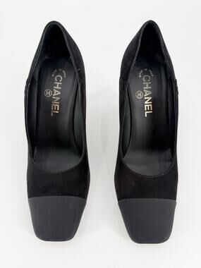 Chanel Cap Toe Pumps Square Toe Black Suede Grosgrain Heels 38.5 Dust Bag